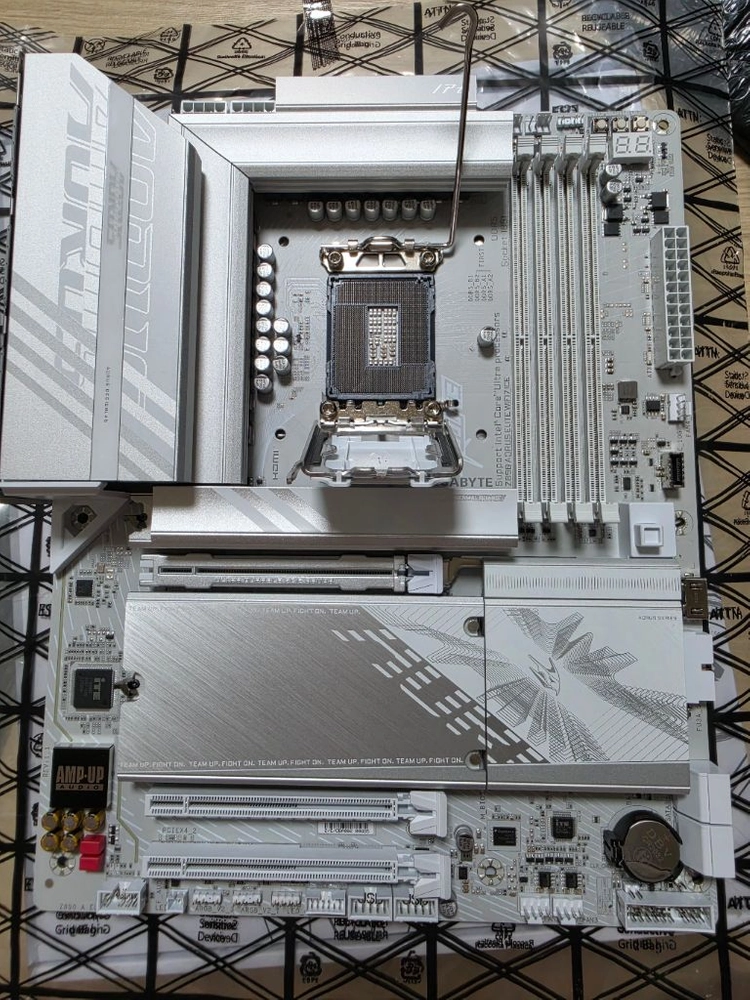 기가바이트 Z890 AORUS ELITE WIFI7 ICE 팝니다. 이미지