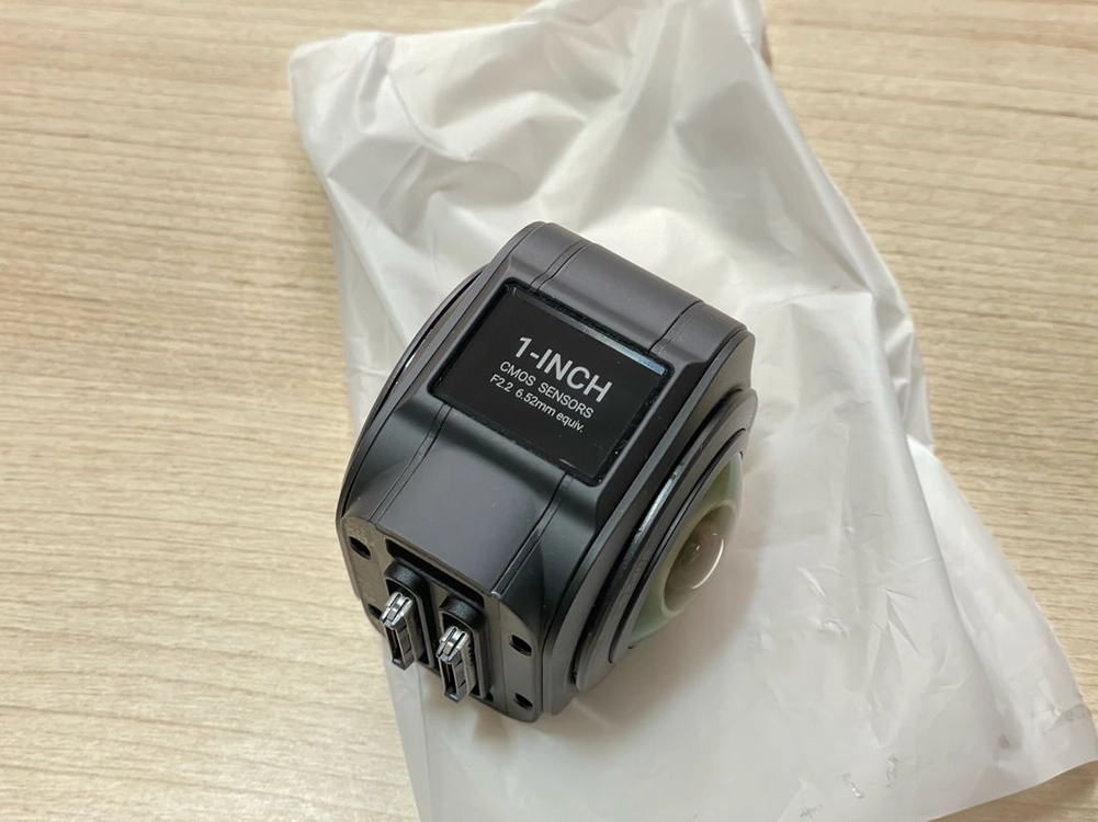 인스타360 RS 라이카 1인치 360카메라 (부품용 렌즈) 이미지