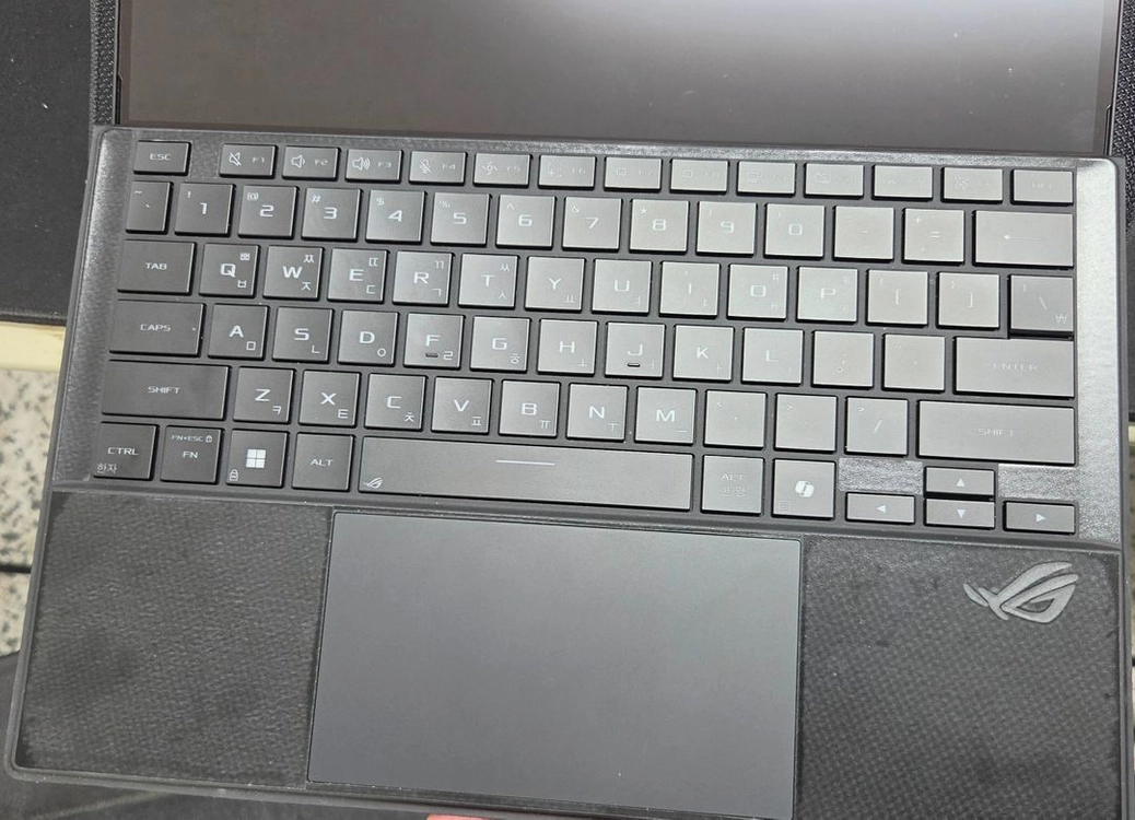 asus rog flow z13 ai max+ 395 64gb 1tb 풀박스 이미지
