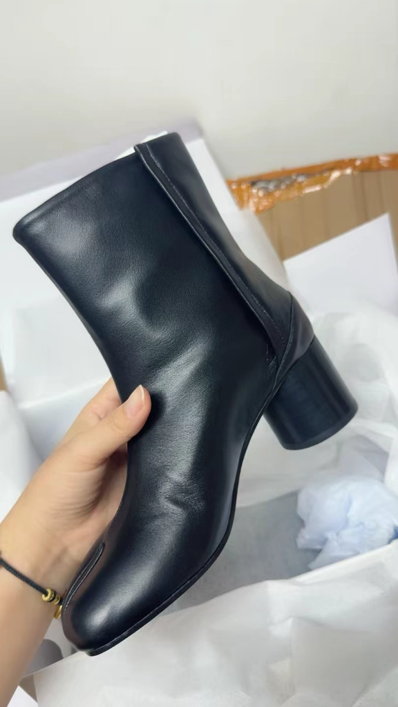 메종 마르지엘라 타비 부츠 이미지
