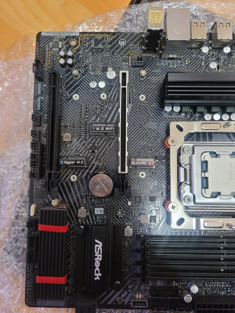 asrock b650m pg lightning 에즈윈(소켓핀휨) 6만원+배송비에 팝니다 이미지