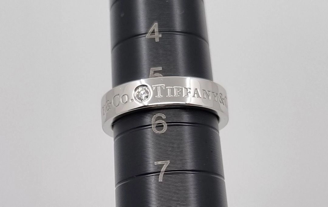 TIFFANY&CO 티파니앤코 밴드링 3다이아 5.5호 이미지