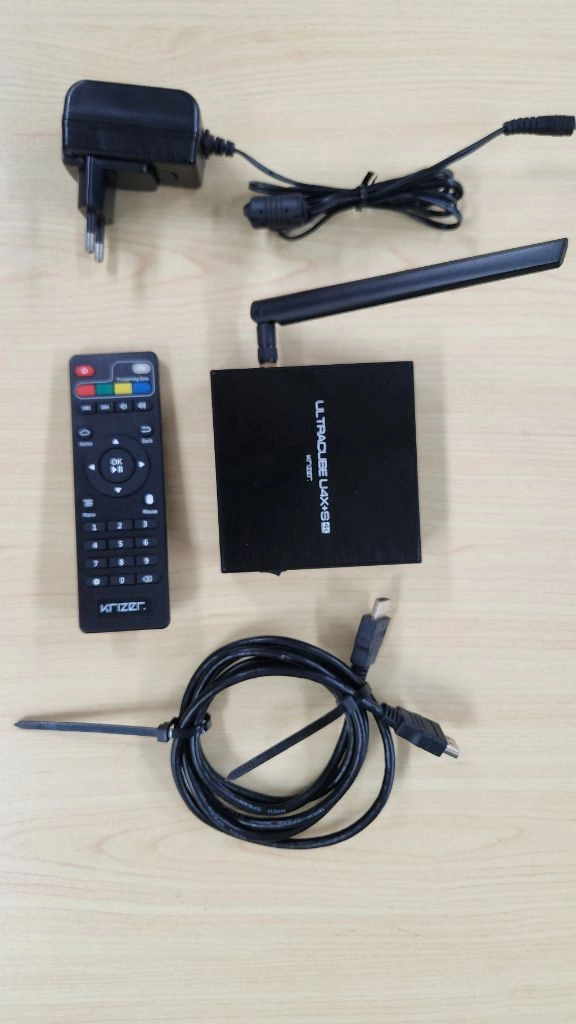 크라이저 울트라큐브 U4X+S 4K 셋톱박스 판매해요 - 안심되는 중고거래