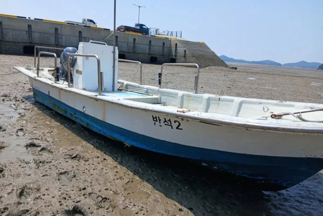 야마하 4싸이클 60마력 선외기 보트 낚시배 어선 배 레져선 이미지