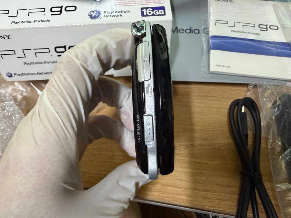 소니 psp go 블랙 S급 이미지