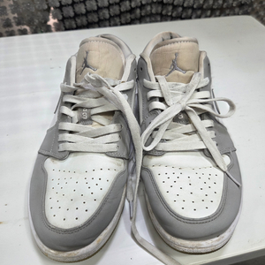 나이키 에어 조던 1로우 260 이미지
