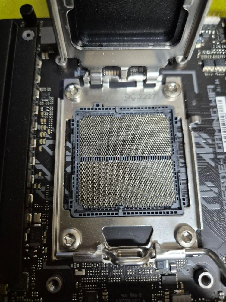 asus rog strix b650e-i am5 itx 메인보드 이미지