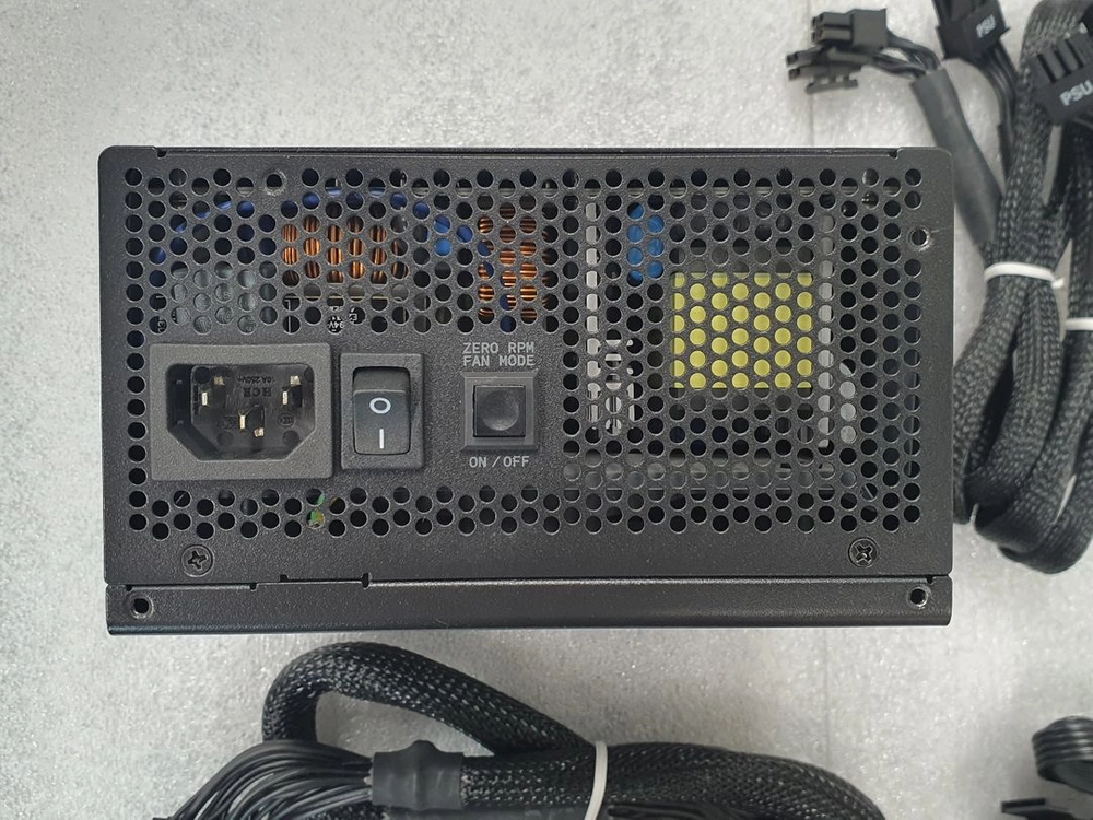 컴퓨터 파워 850W NZXT C850 80PLUS골드 풀모듈러 이미지
