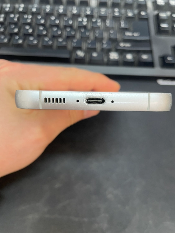 갤럭시S23FE 크림 256GB 상태좋은 중고30만2천팝니다 이미지
