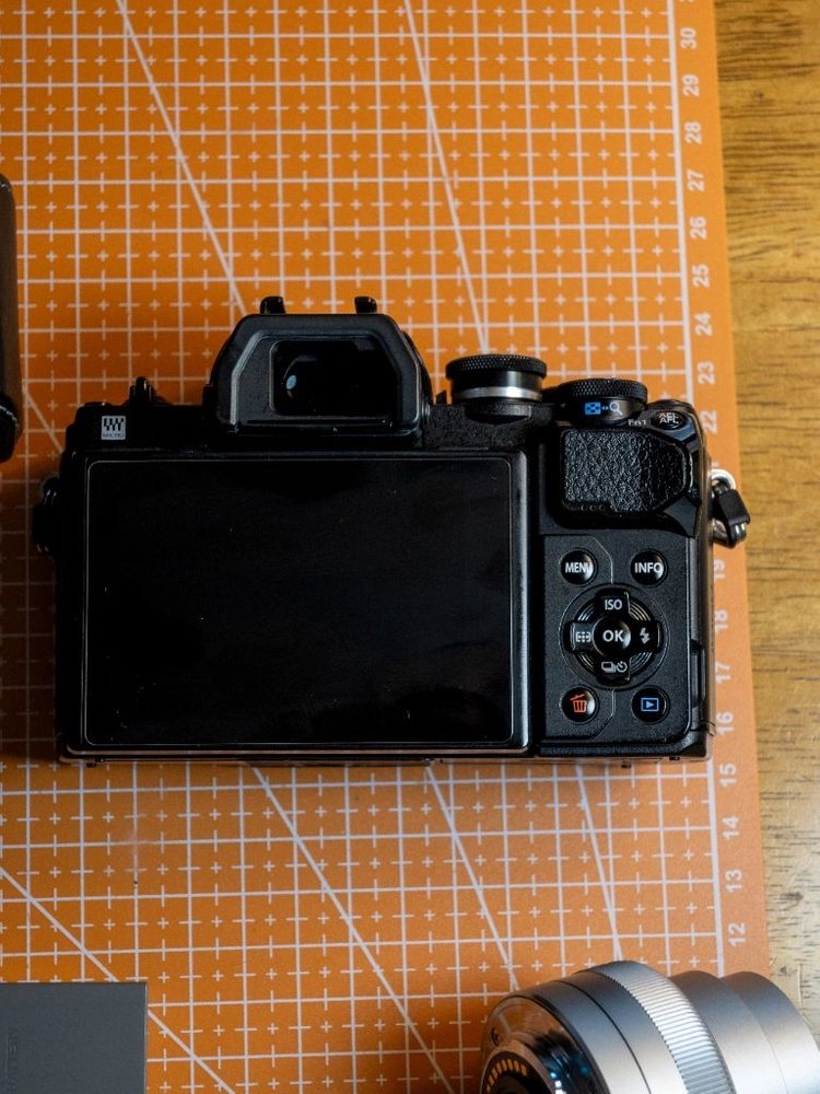 올림푸스 e-m10 mark3 , 루믹스 12-32mm 마이크로포서드 이미지