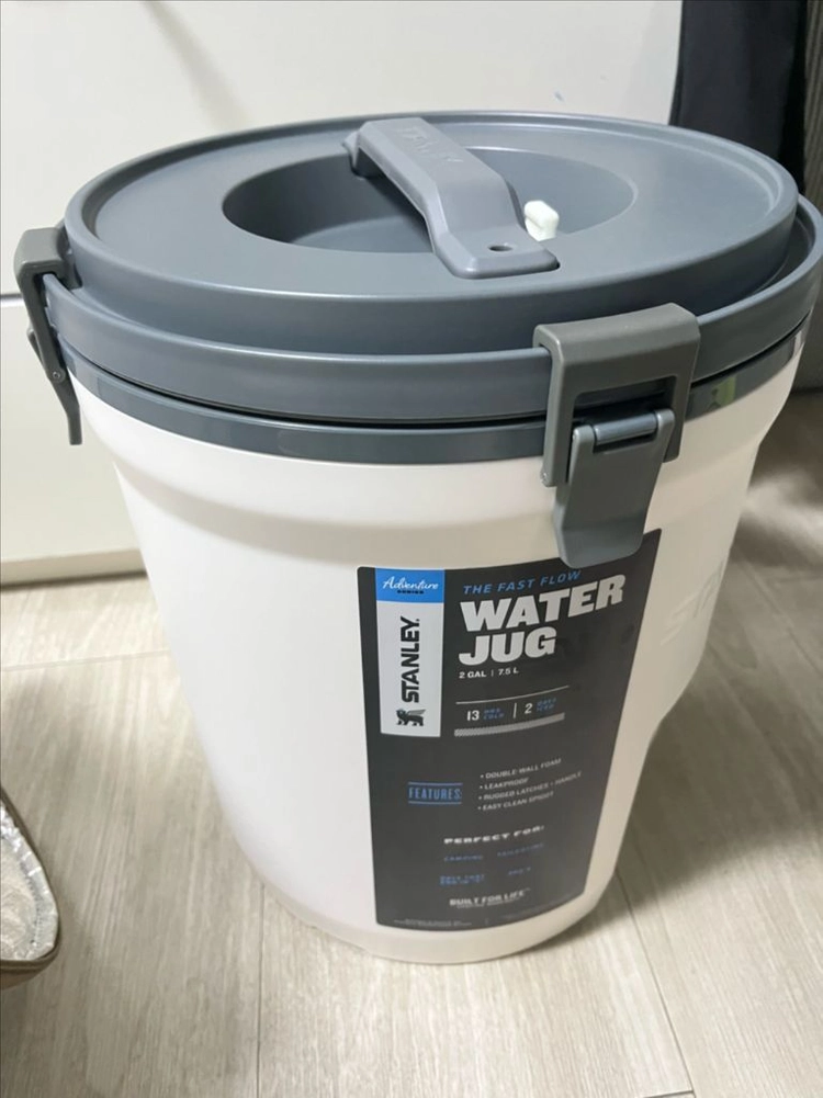 스탠리 워터저그 7.5L 화이트 - 안심되는 중고거래