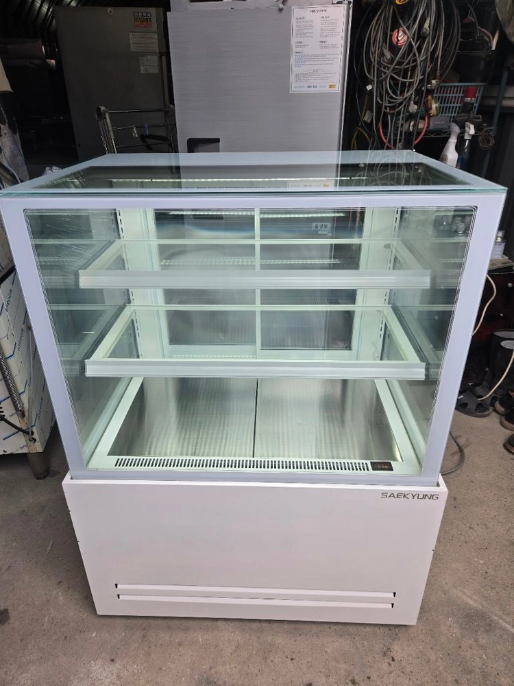 세경 900mm3단제과쇼케이스 판매합니다 이미지