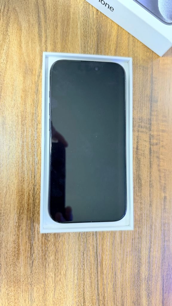 아이폰 15프로 256GB 블루 62만원에 팝니다 이미지