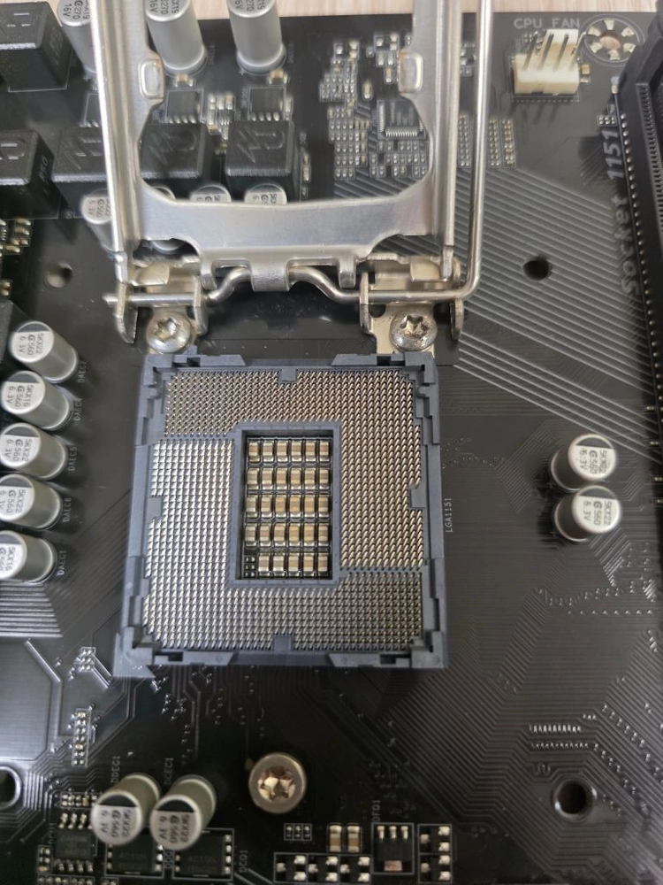 i7-7700 CPU + 긱바 H270 메인보드 세트 이미지