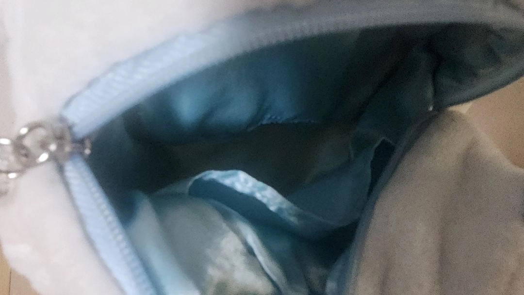 일본에서 구입한 시나모롤 크로스백 이미지