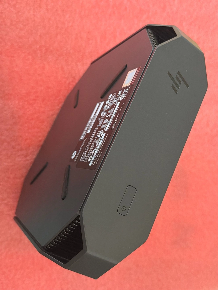 HP Z2 mini G4 9세대 CPU 영상편집 주식투자 미니PC 이미지