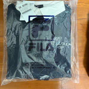 휠라 (FILA) 럭비 맨투맨 네이비색 95사이즈 7만 택포 새옷 포장 그대로! 이미지
