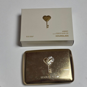 아워글래스 앰비언트 라이팅 에딧 브러쉬 러브 이미지