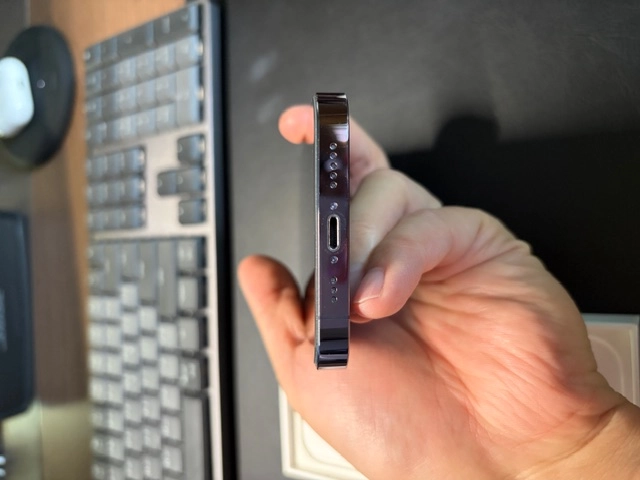 아이폰 14 pro 딥퍼플 256Gb 이미지