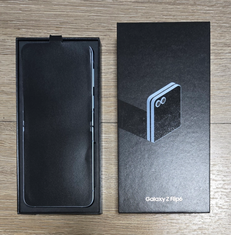 갤럭시 Z 플립6 256GB SKT - 안심되는 중고거래