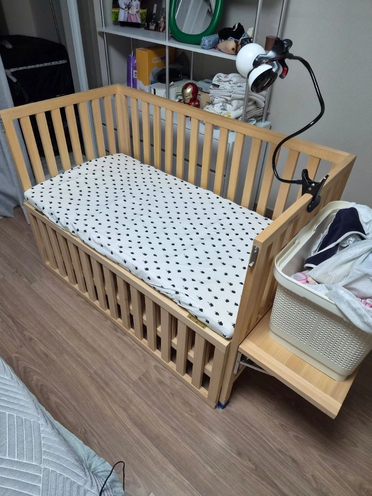 100% 편백나무 수제작 원목 아기 침대 (매트리스 포함) 이미지