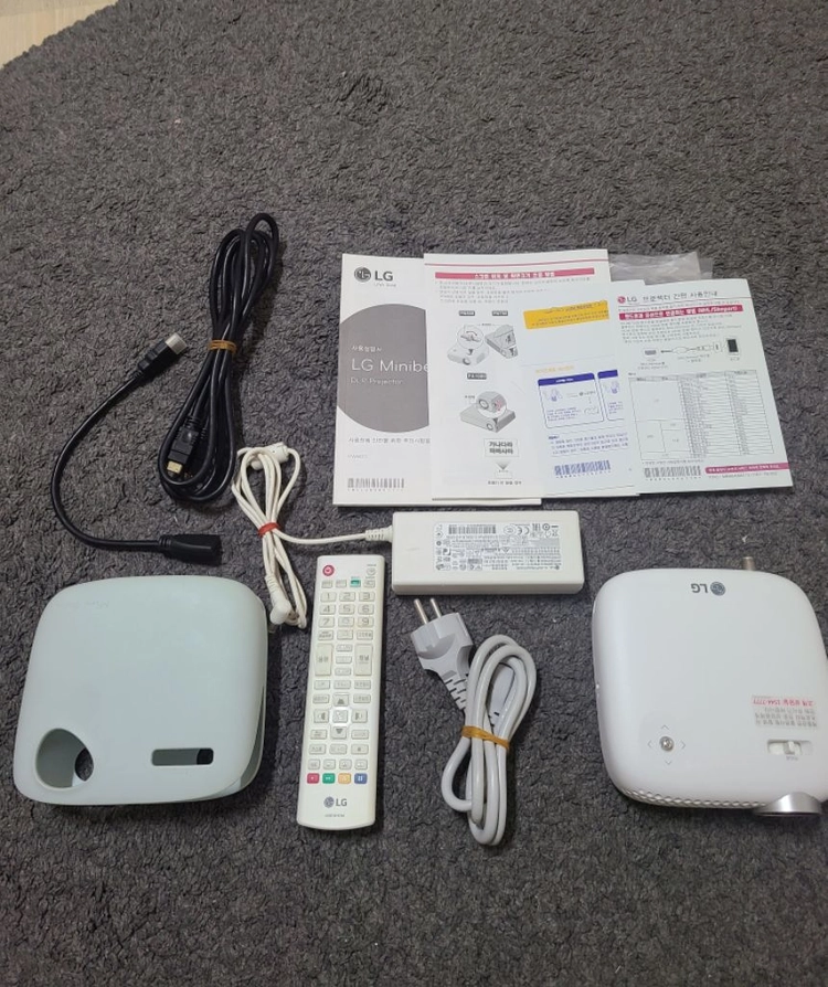 LG 스마트빔 미니빔 프로젝터 PW800 이미지