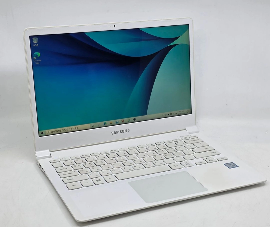 삼성 노트북9 metal NT900X3L-L34J i3-6006U SSD 256GB 초경량 노트북 이미지