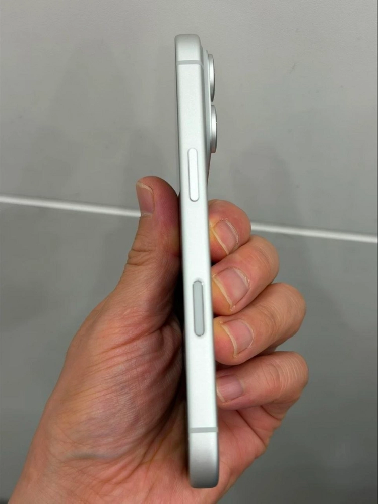 아이폰 17프로 실버 256GB 공기계 이미지