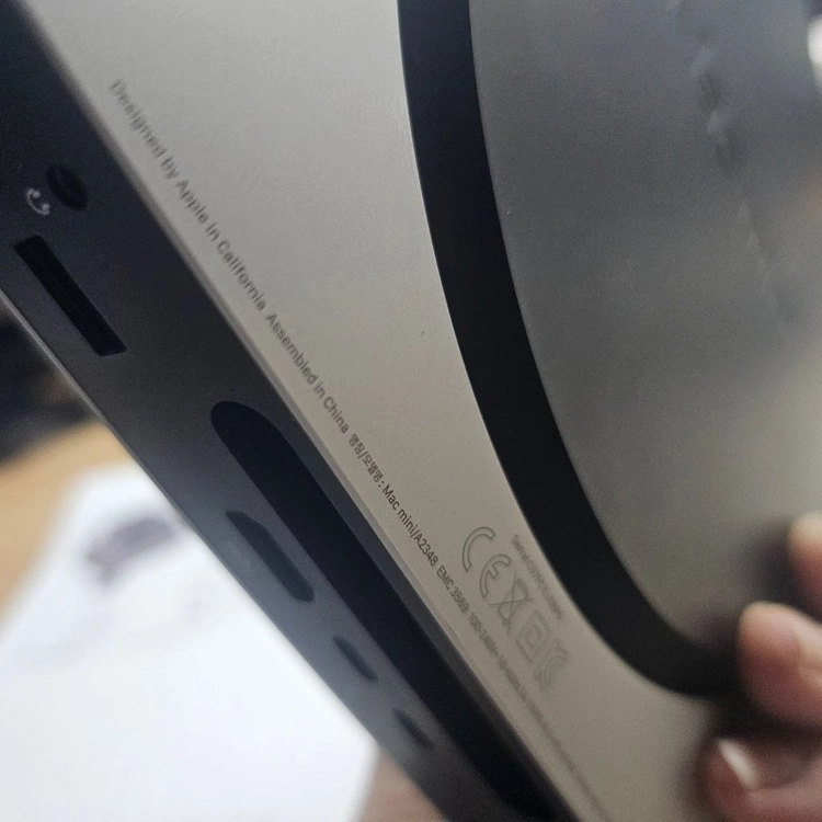 애플 mac mini 이미지