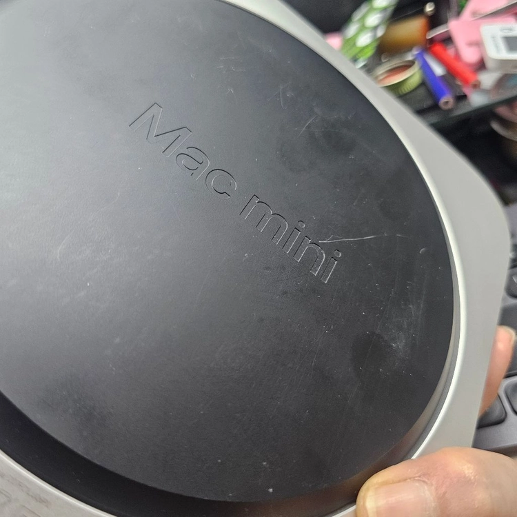 애플 mac mini 이미지