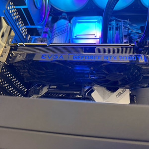 RTX 2080Ti 그래픽카드 이미지