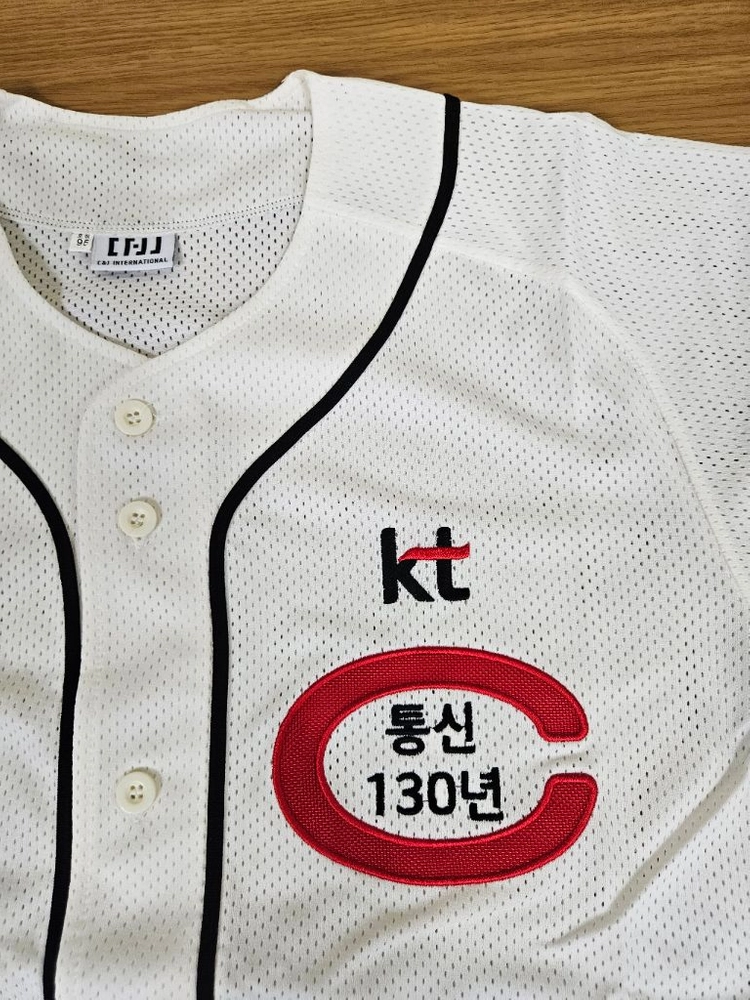 KT wiz 130주년 기념 유니폼 이미지