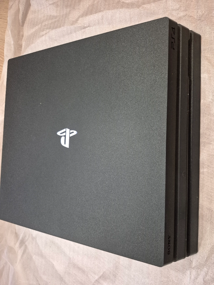 ps4 프로 7218 팝니다 이미지