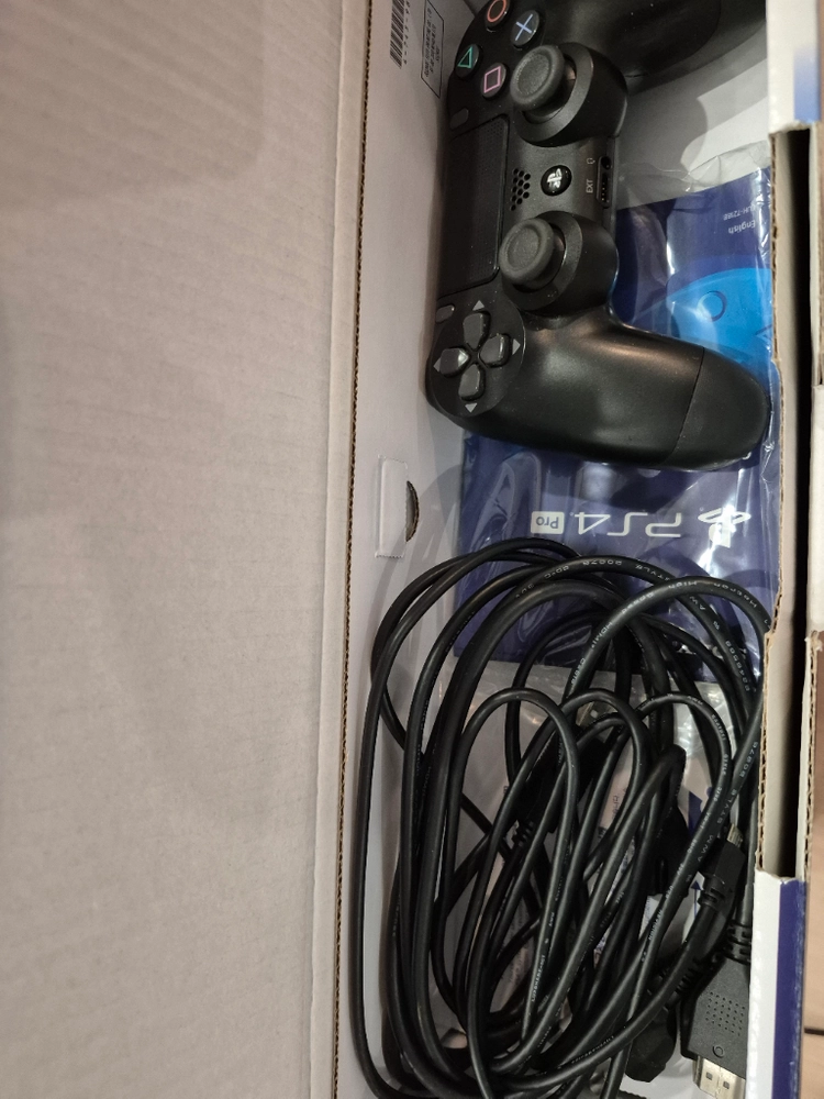 ps4 프로 7218 팝니다 이미지