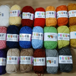 인형의꿈 뜨개실 20볼 미개봉 무료배송 인형나라 코바늘 마카롱 아이돌 이미지