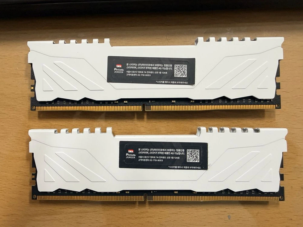 KLEVV DDR4 3200Mhz 16GB*2 이미지