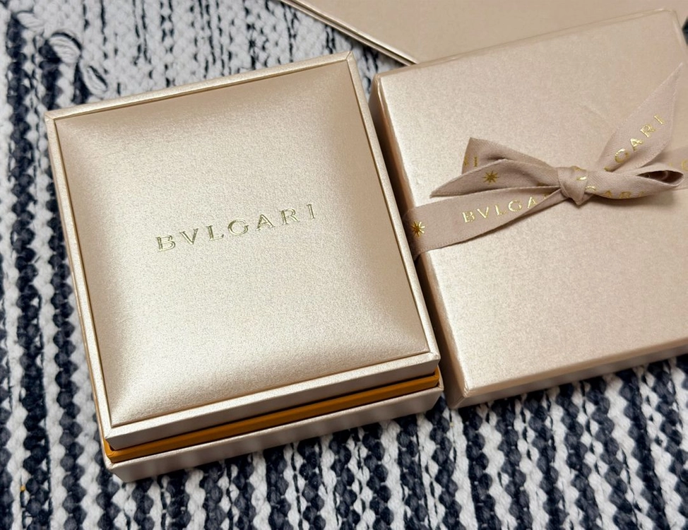 정품 BVLGARI 불가리 팔찌 박스 이미지