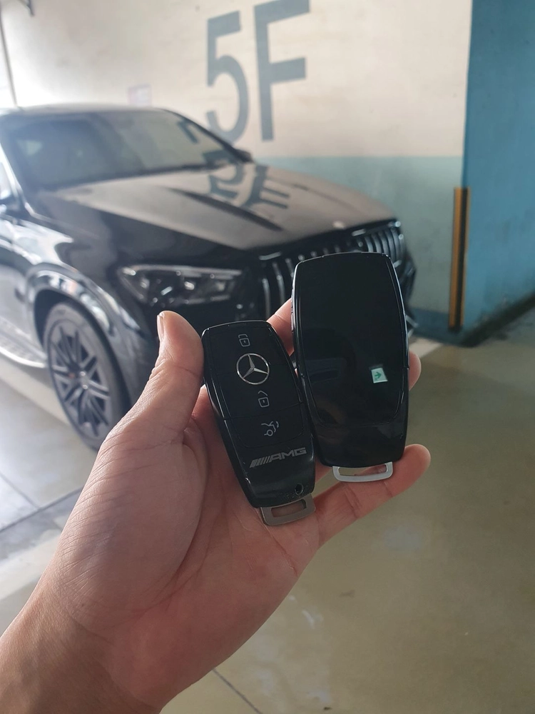 벤츠 G63 AMG 2023년식 신형 AMG 로고 디스플레이키 개조 이미지