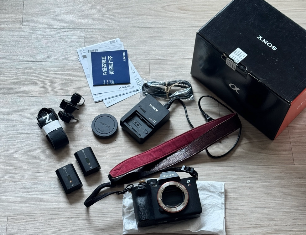 소니 A7R5(310만), 니콘 실버 ZF 40mm(235만) 키트 신동품 - 안심되는 중고거래
