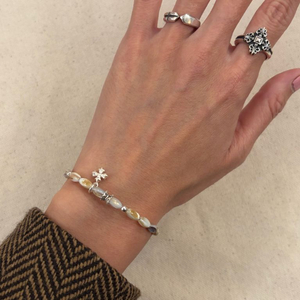 Grace Shell Bracelet 이미지