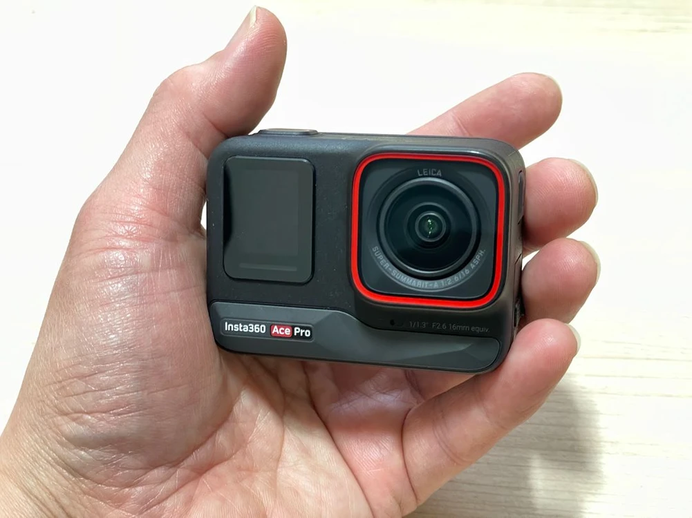 인스타360 에이스프로 악세사리 풀셋트 (그립킷, 바이크킷, 등등) 이미지