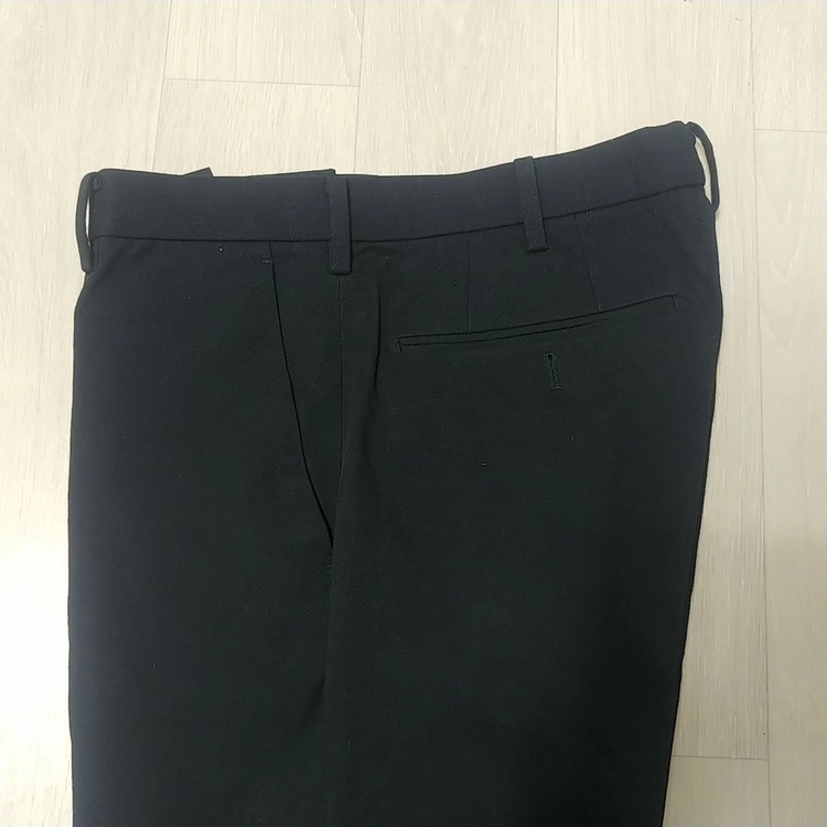 유니클로 히트텍 슬랙스정장바지면바지 바나나리퍼블릭제이크루갭버버리폴로빈폴아미메종 이미지