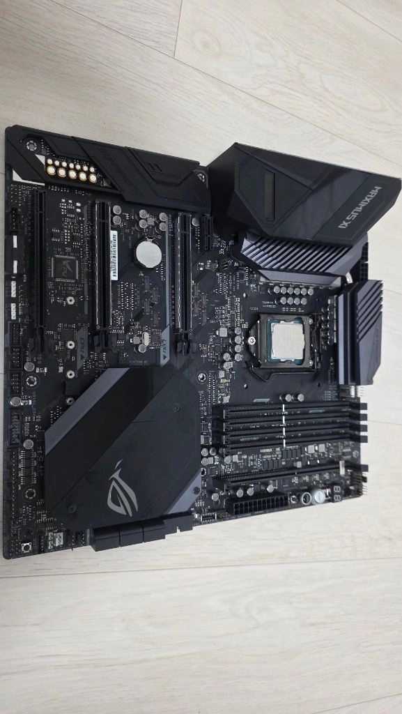 asus rog maximus xi 익스트림+ i7 8086k 세트 이미지