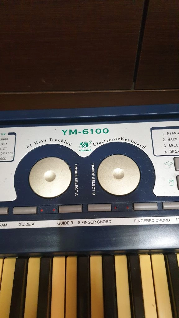디지털 피아노 YM-6100 판매해요 이미지
