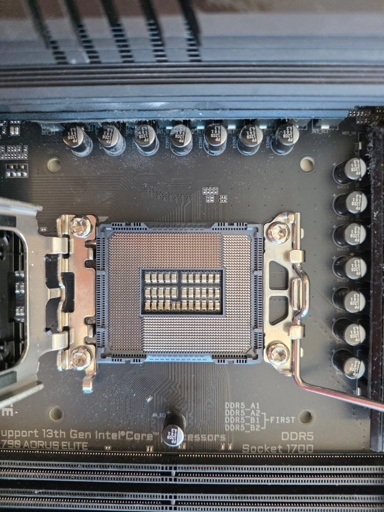Z790 aorus elite 메인보드 이미지