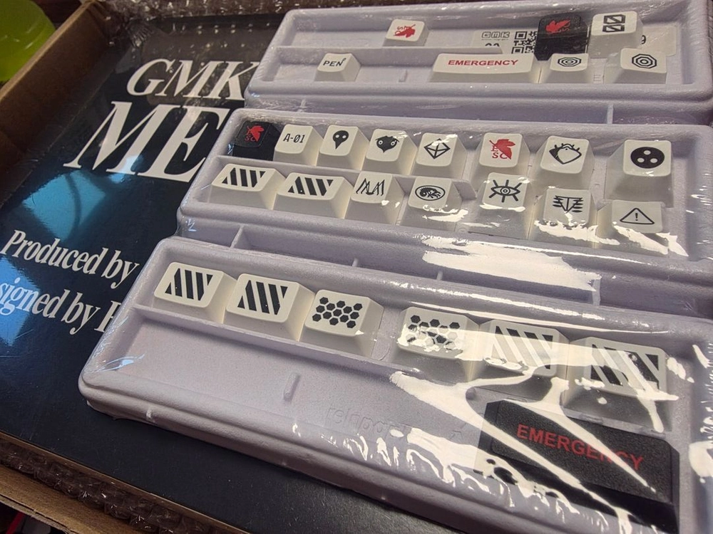 [미개봉 새상품] GMK MECHA-00 Base+Novelty 키캡 이미지