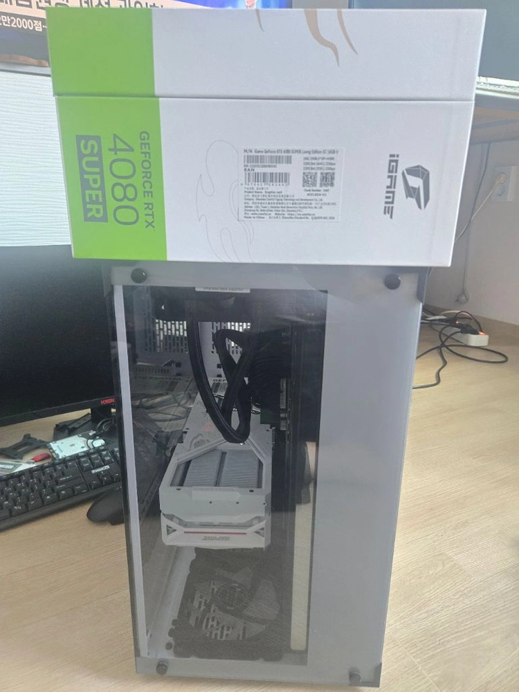 라이젠 9 9950X3d b650 wifi 4080super 64g m.2 1T 850w등 본체팔아요 이미지