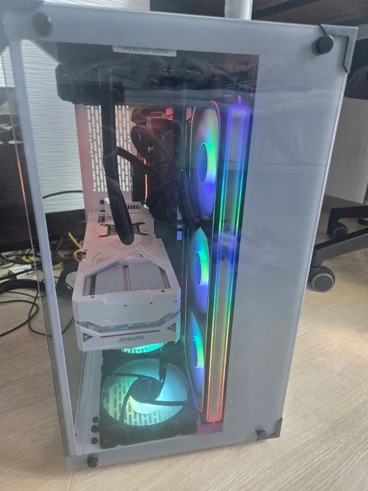 라이젠 9 9950X3d b650 wifi 4080super 64g m.2 1T 850w등 본체팔아요 이미지