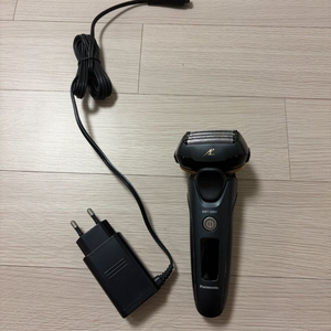 파나소닉 람대쉬 LV-67 전기면도기 이미지