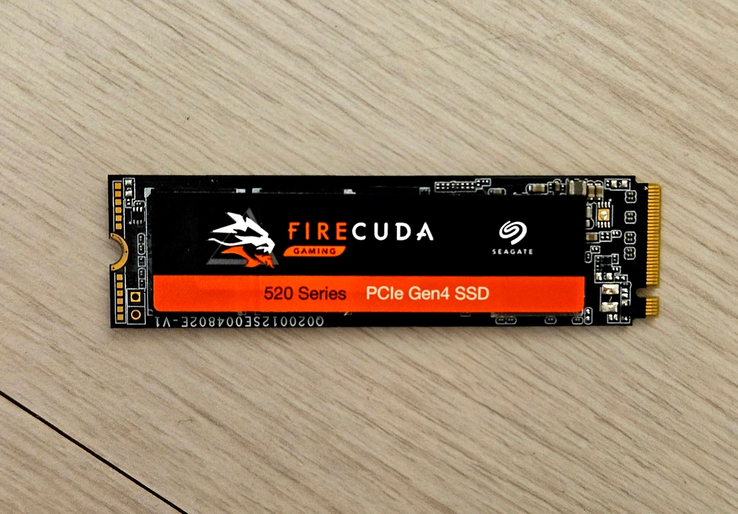 씨게이트 파이어쿠다 520 2TB PCIe Gen4 M.2 SSD 2테라 - 안심되는 중고거래